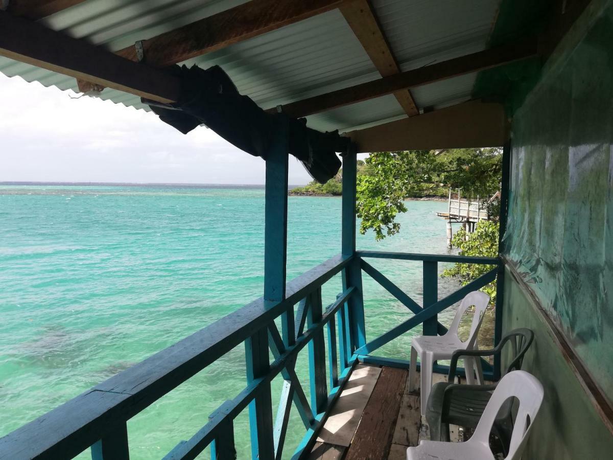Lusia'S Lagoon Chalets Salelologa Exterior photo