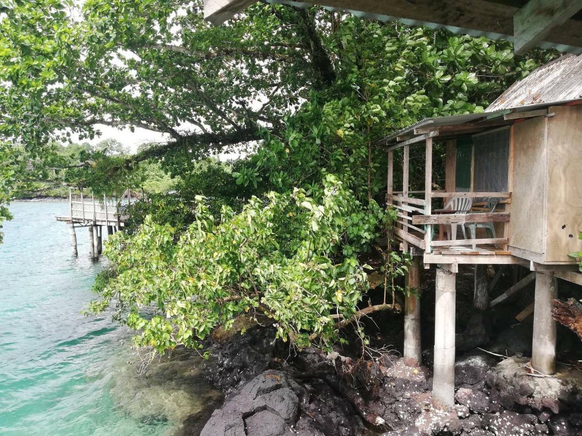 Lusia'S Lagoon Chalets Salelologa Exterior photo