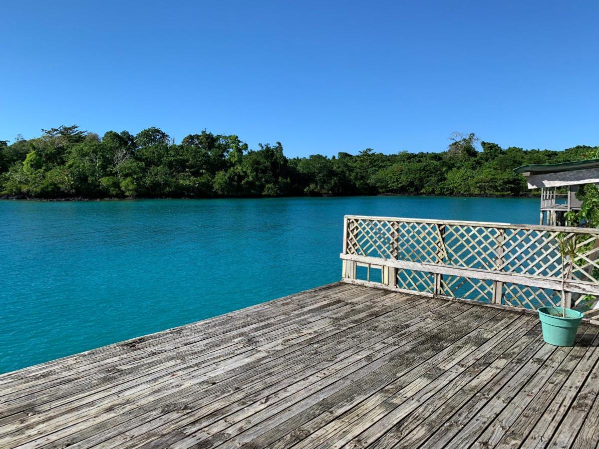 Lusia'S Lagoon Chalets Salelologa Exterior photo