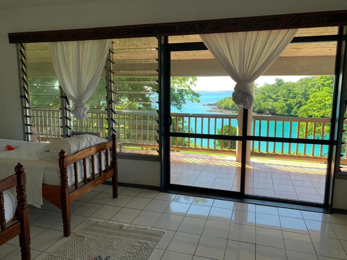 Lusia'S Lagoon Chalets Salelologa Exterior photo